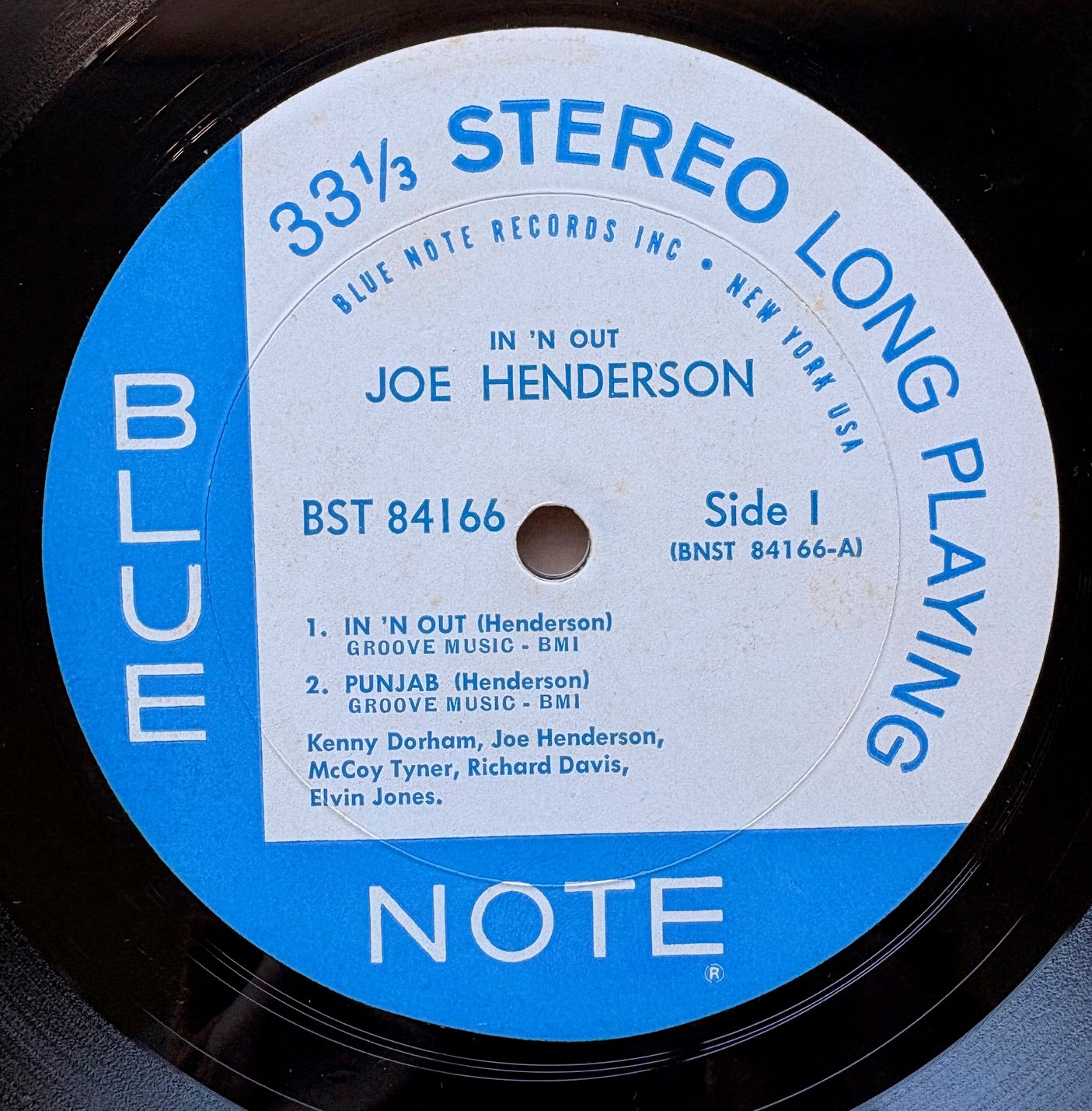 JOE HENDERSON: "In 'N Out" (Blue Note - BST84166)